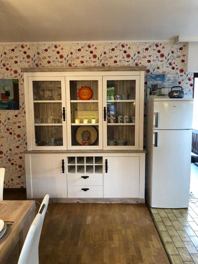 Vila Haus Zissi Burg Reuland Exteriér fotografie