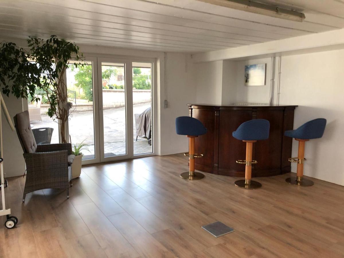 Vila Haus Zissi Burg Reuland Exteriér fotografie